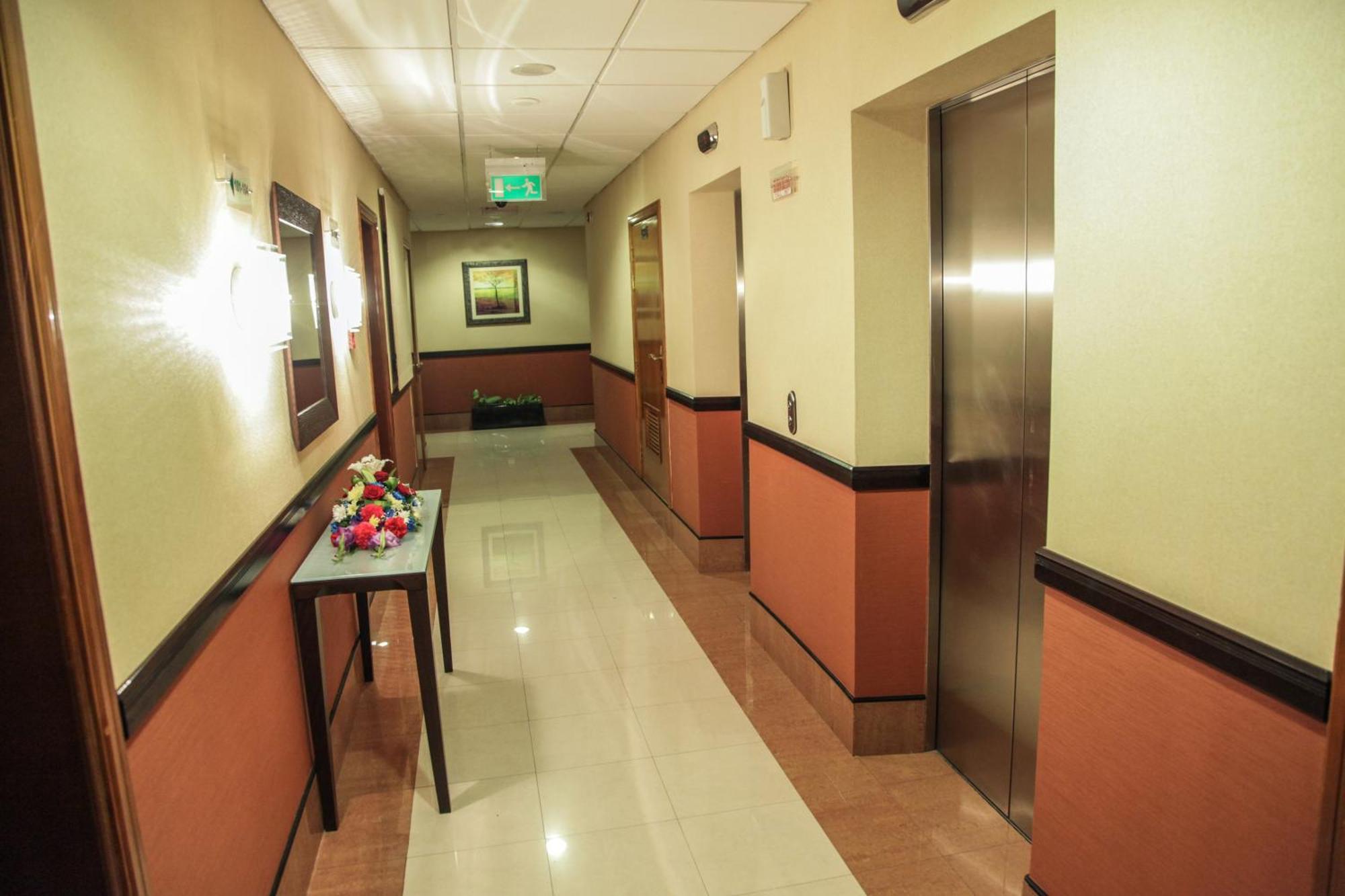 Xclusive Hotel Apartments Dubai Buitenkant foto